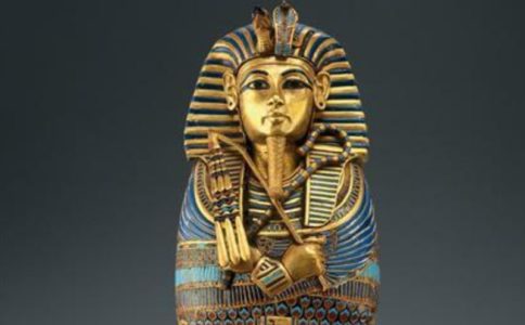  Kisah  Penata Rambut  Putri Firaun  Direbus Minyak Tanah 
